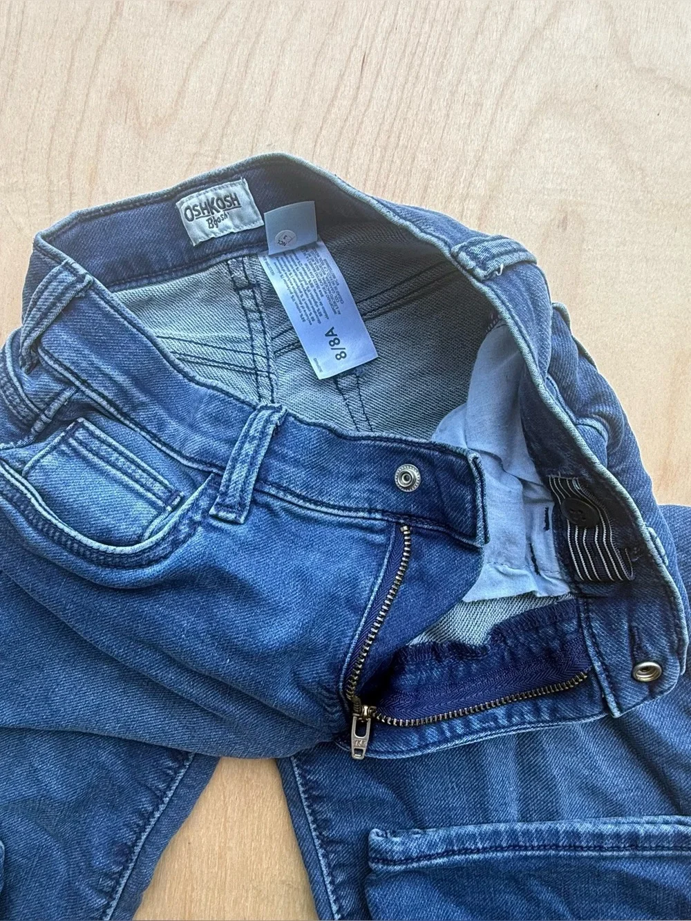 OshKosh B'Gosh straight leg denim jeans medium dark wash Boys size 8 / 8A
